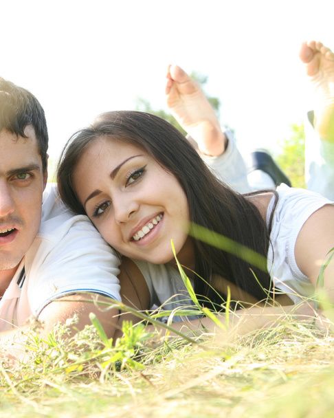 ازدواج - رابطه زناشویی با همسر -شناخت مردان و زنان - عشق محبت، علاقه - روانشناسی مهارت های ارتباطی دختران و پسران