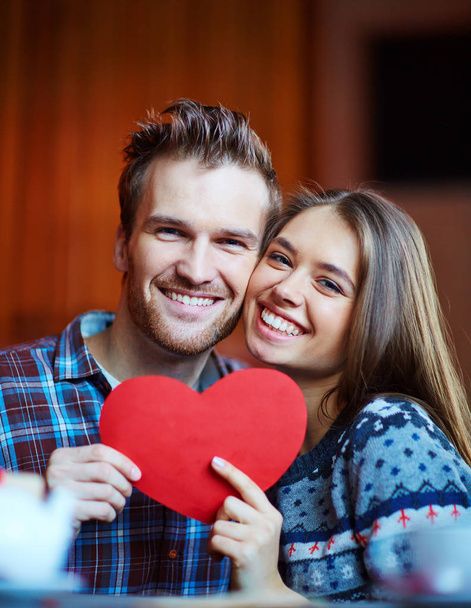 رابطه عاطفی - آموزش روابط زناشویی -شناخت مردان و زنان - عشق محبت - روانشناسی مهارت‌های ارتباطی دختران و پسران