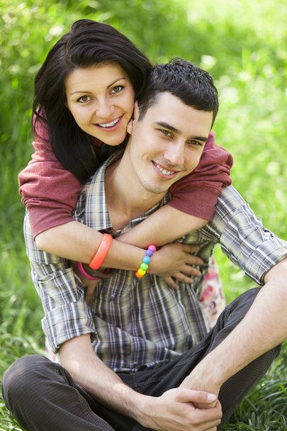 رابطه عاطفی - آموزش روابط زناشویی -شناخت مردان و زنان - عشق محبت - روانشناسی مهارت‌های ارتباطی دختران و پسران